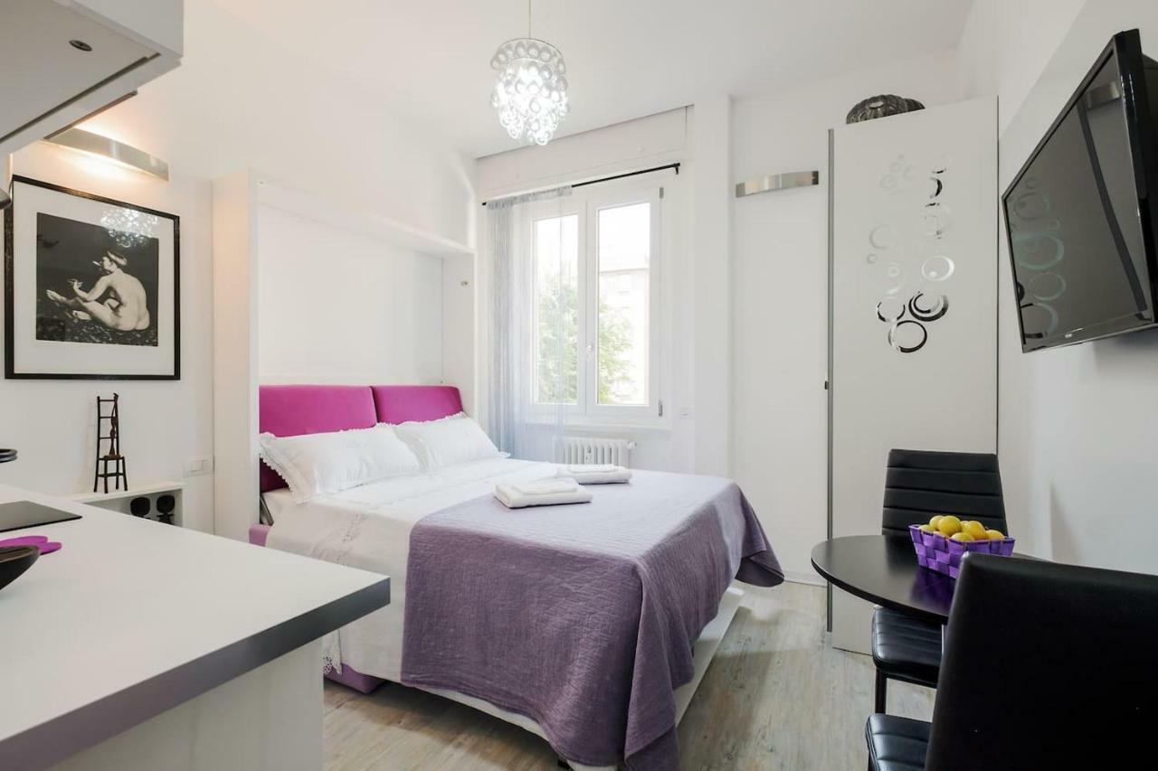 ℒovely & ℰlegant Studio Next To Duomo/Missori Milão Exterior foto