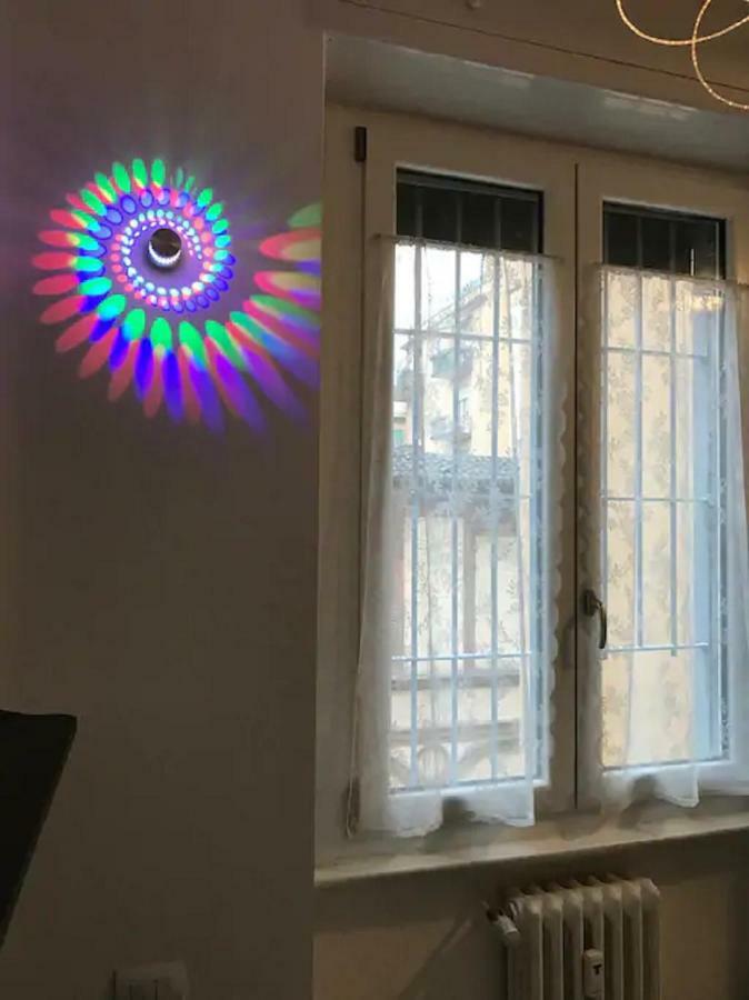 ℒovely & ℰlegant Studio Next To Duomo/Missori Milão Exterior foto